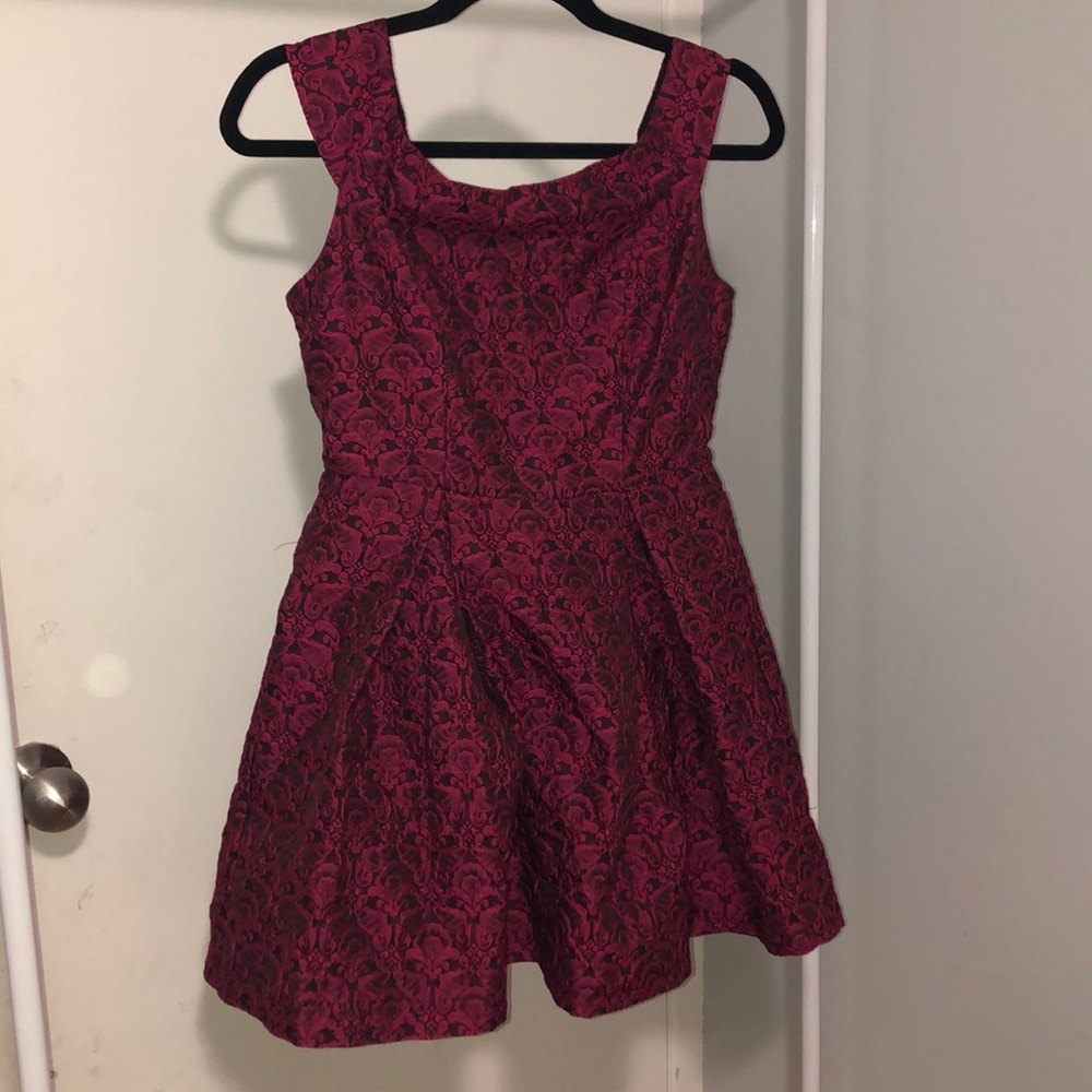 Mendocino Mini Dress Burgundy & Black
